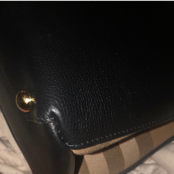 Burberry handbag - Picture 7 of 7